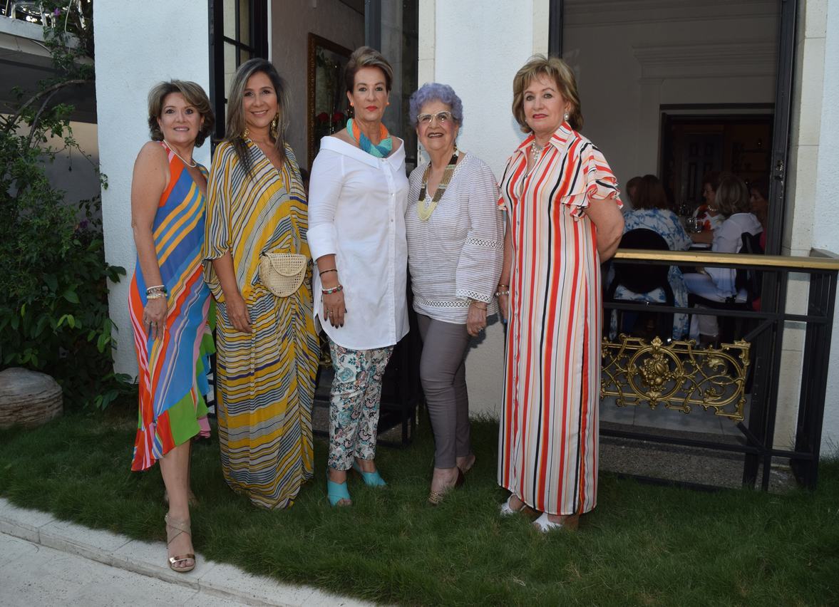 Ana María Cabrera, Olga Lucia Gómez, Alicia Anaya de Lara, Gladys de Cabrera y Estela Ramos.